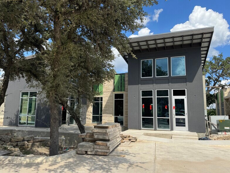 23119 Ih 10 W, San Antonio, TX à vendre - Photo du bâtiment - Image 2 de 2