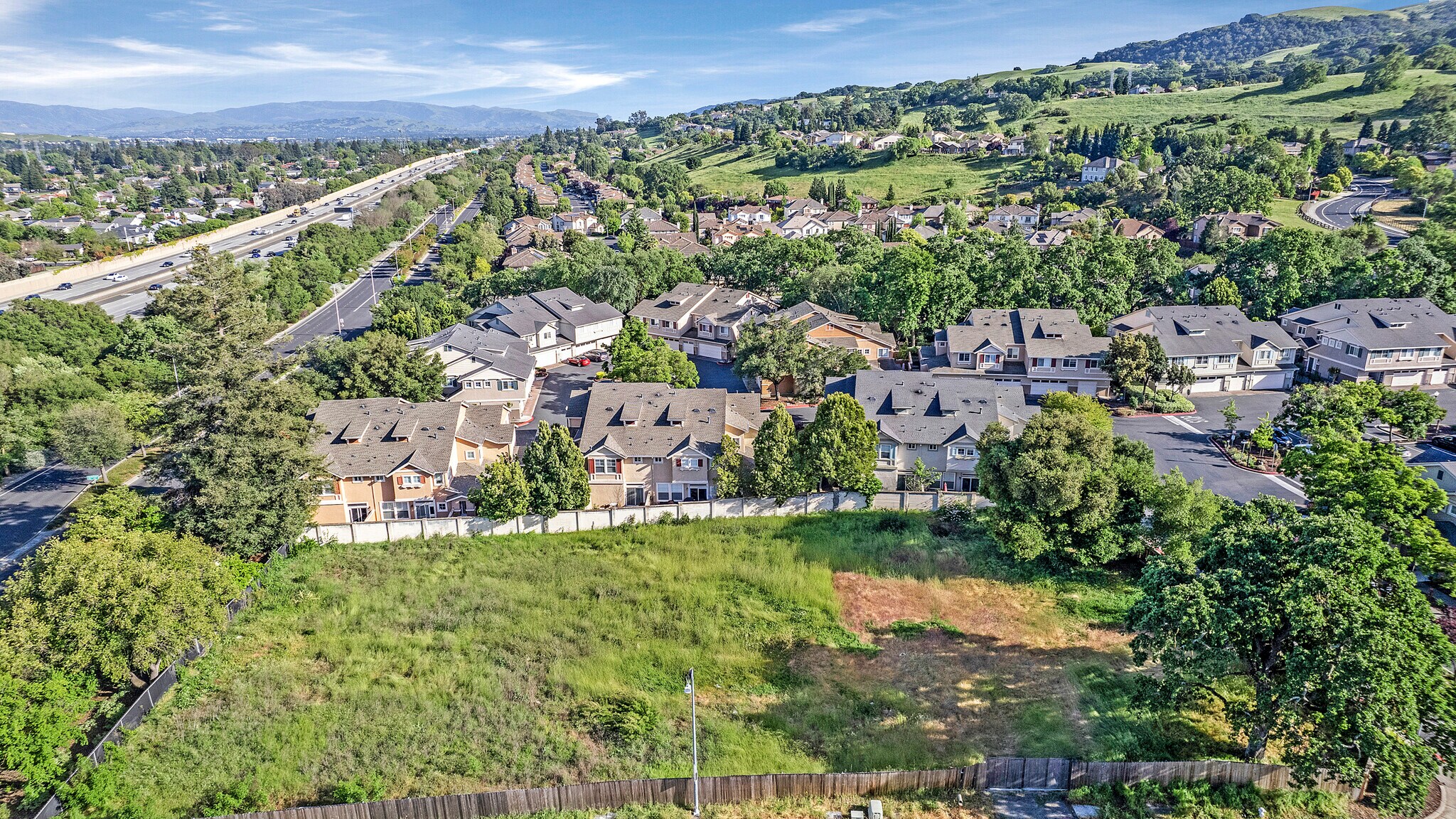 19251 San Ramon Valley Blvd, San Ramon, CA à vendre Photo du bâtiment- Image 1 de 16