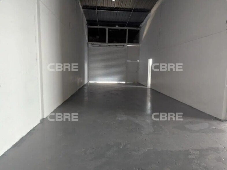 Bureau dans Mareuil-lès-Meaux à louer - Photo intérieure - Image 2 de 6