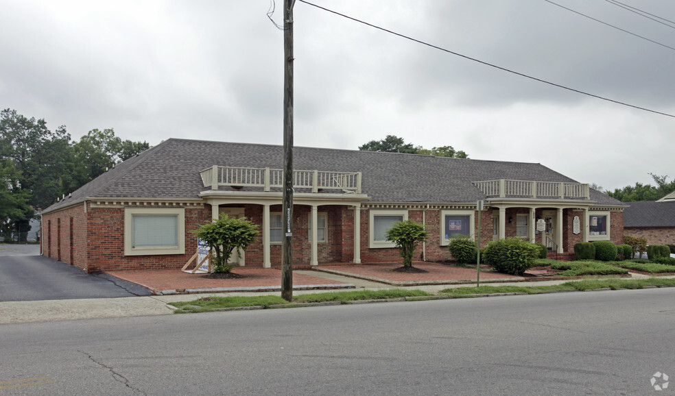 518 S Sycamore St, Petersburg, VA à vendre - Photo principale - Image 1 de 1