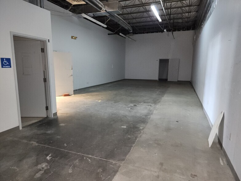 15609 E Sprague Ave, Spokane Valley, WA à louer - Photo du bâtiment - Image 3 de 8