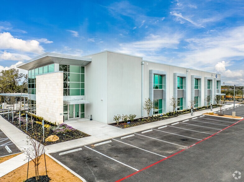 3701 FM 3009, Schertz, TX à louer - Photo du bâtiment - Image 3 de 9