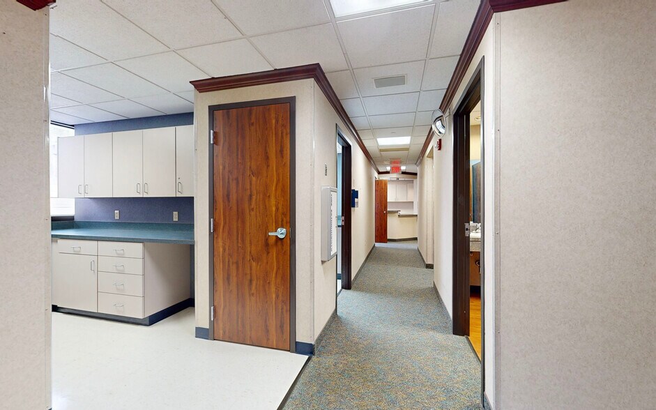 4000 Johnson Rd, Steubenville, OH à vendre - Photo du bâtiment - Image 3 de 31