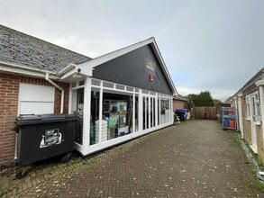 Merley Roundabout, Corfe Mullen for lease Building Photo- Image 2 of 13