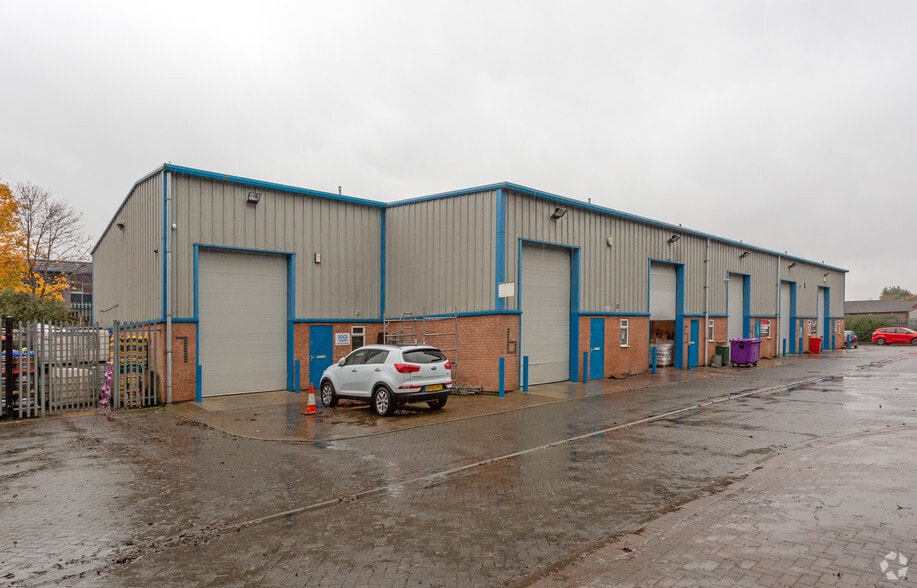 Turnpike Clos, Grantham for lease - Primary Photo - Image 1 of 1