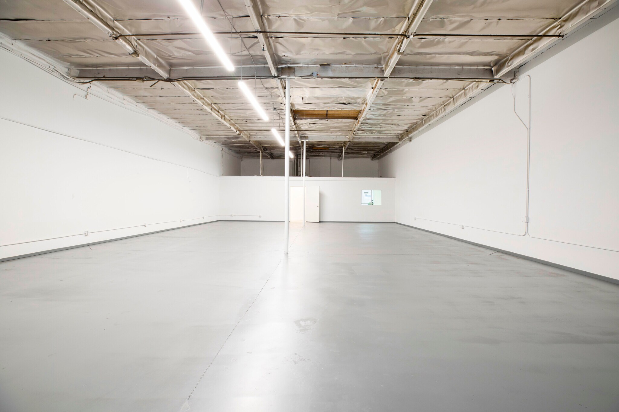 12990 Branford St, Pacoima, CA à vendre Photo intérieure- Image 1 de 17