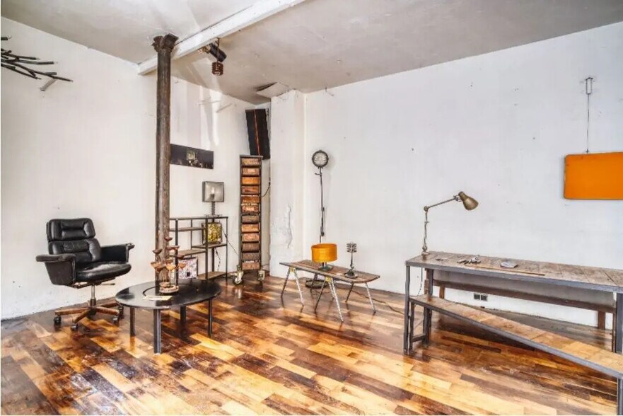 Commerce de détail dans Paris à vendre - Photo du bâtiment - Image 3 de 5