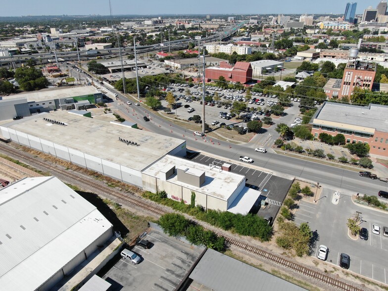 1964 S Alamo St, San Antonio, TX for sale - Building Photo - Image 3 of 6