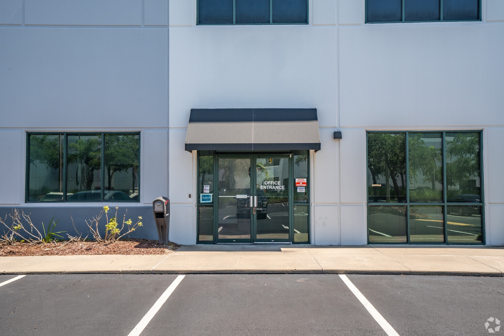 9900 18th St N, Saint Petersburg, FL for lease Building Photo- Image 1 of 4