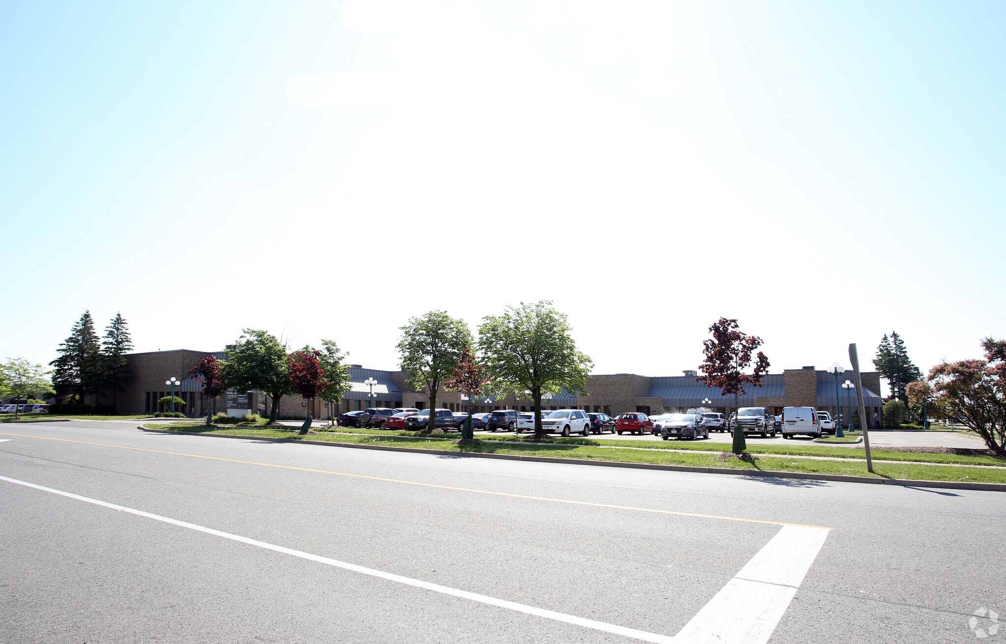 170 Ambassador Dr, Mississauga, ON for sale Primary Photo- Image 1 of 1