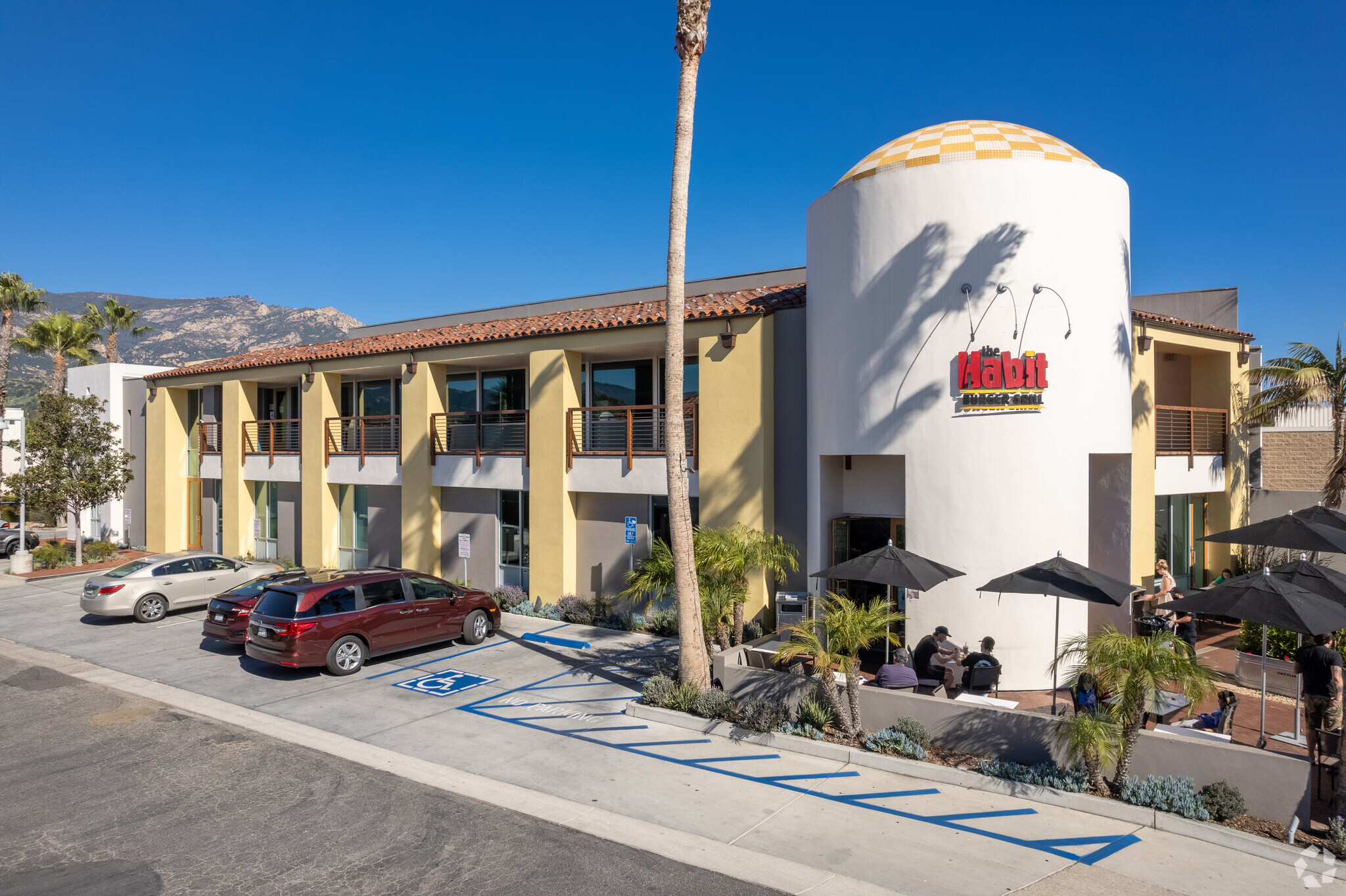 3890 La Cumbre Plaza Ln, Santa Barbara, CA for sale Primary Photo- Image 1 of 1