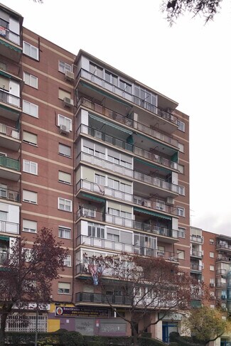 Plus de détails pour Commerce de détail à louer