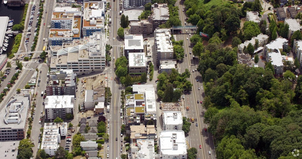 1600 Dexter Ave N, Seattle, WA à louer - Aérien - Image 3 de 6