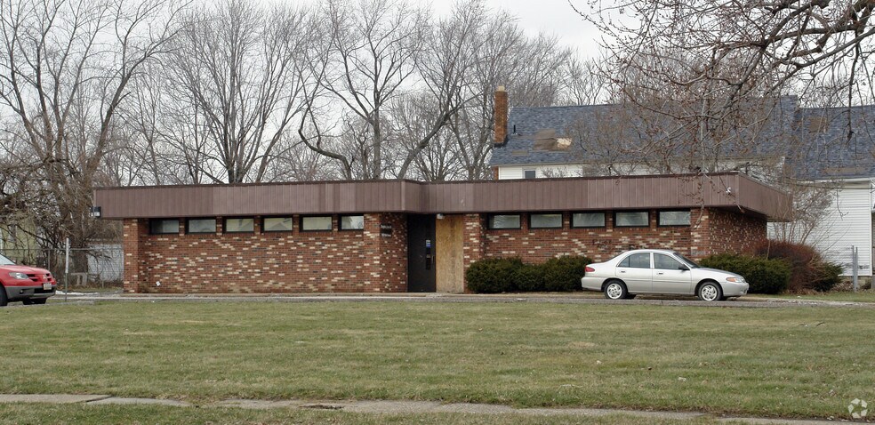 1930 Reid Ave, Lorain, OH à vendre - Photo du bâtiment - Image 2 de 3