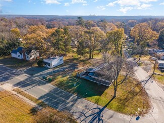 Plus de détails pour 800 Belmont Mount Holly Rd, Belmont, NC - Bureau/Local commercial à louer