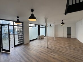 62 Boulevard De Strasbourg, Paris for lease Interior Photo- Image 1 of 4