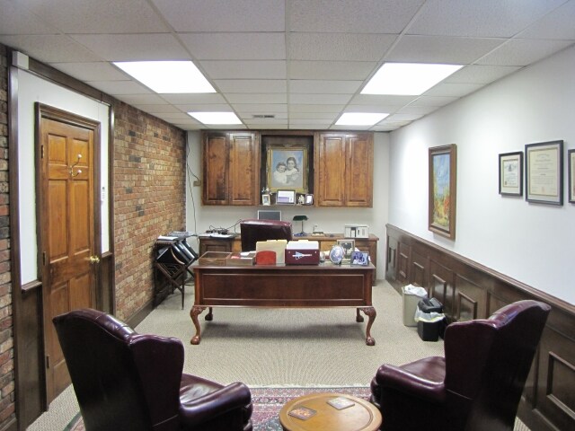1830 Walton Way, Augusta, GA à vendre - Photo intérieure - Image 2 de 11