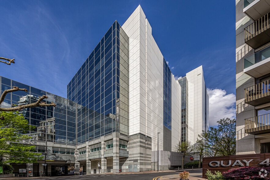 4 Thomas More Sq, London for lease - Primary Photo - Image 1 of 22