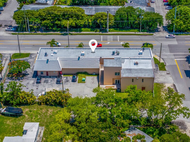 9765 SW 184th St, Miami, FL à vendre - Photo du bâtiment - Image 2 de 35