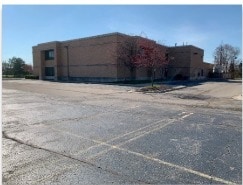 14021 Middlebelt Rd, Livonia, MI à louer - Photo du bâtiment - Image 2 de 19