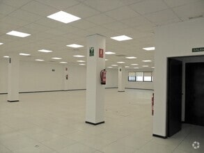 Calle Casas de Miravete, 22-24, Madrid, Madrid for lease Interior Photo- Image 1 of 27