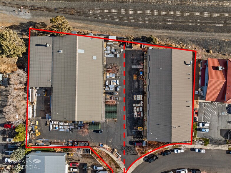 20676 & 20680 Carmen Loop portefeuille de 2 propriétés à vendre sur LoopNet.ca - Photo du bâtiment - Image 2 de 10