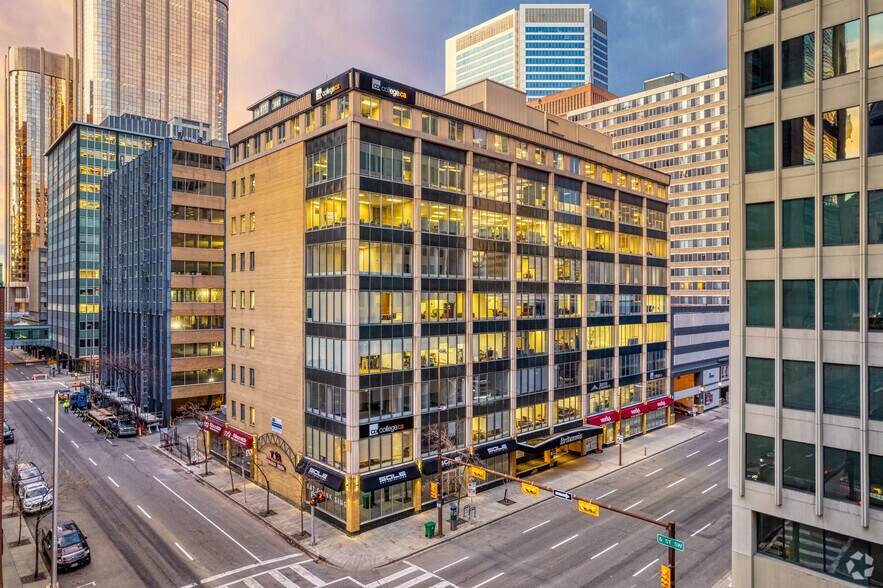 703 6 Av SW, Calgary, AB à louer - Photo du bâtiment - Image 1 de 4