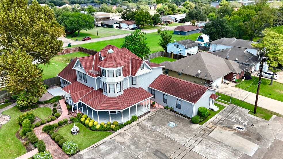 2805 Center St, Deer Park, TX à vendre - Photo du bâtiment - Image 3 de 34