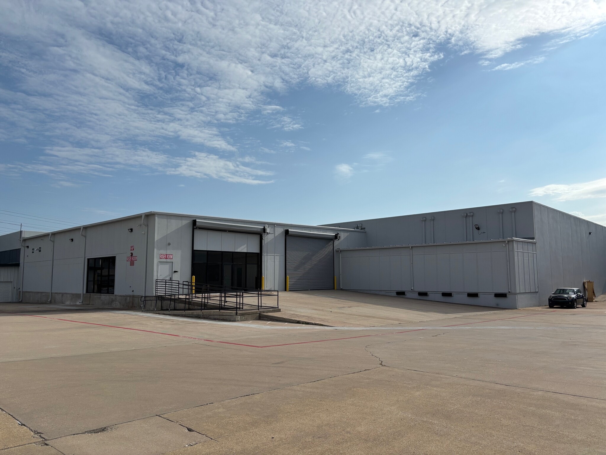 2550 McMillan Pky, Fort Worth, TX for lease Building Photo- Image 1 of 5