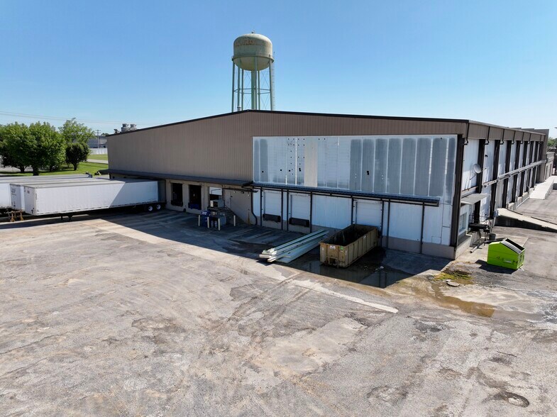 216 Hartmann Dr, Lebanon, TN à louer - Photo du bâtiment - Image 3 de 11