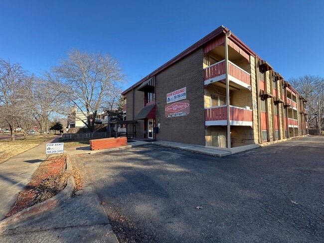 Plus de détails pour 1256 SW Fillmore St, Topeka, KS - Multi-résidentiel à vendre