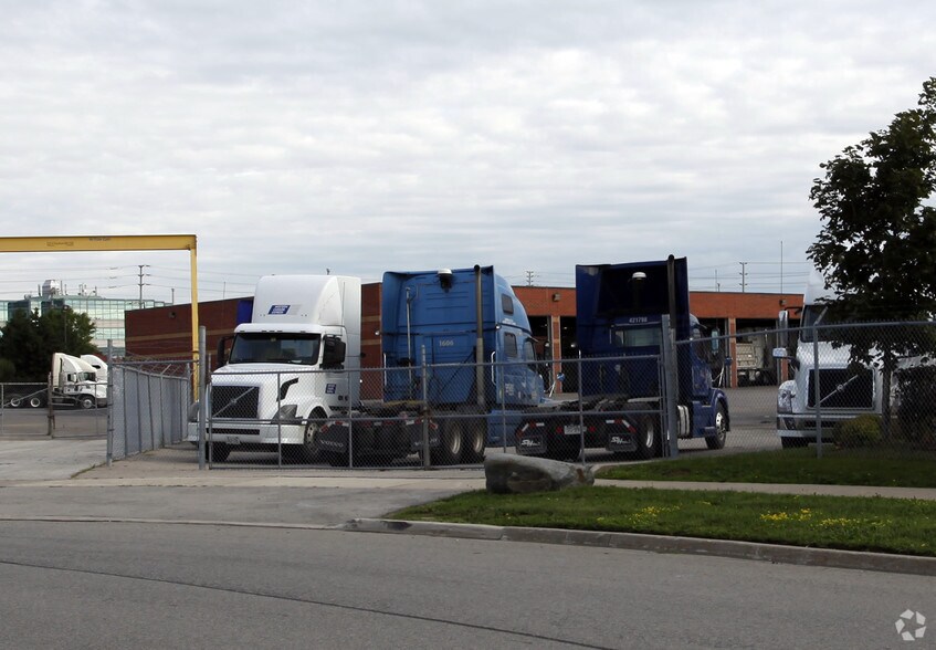 6950 Tomken Rd, Mississauga, ON for sale - Building Photo - Image 2 of 30
