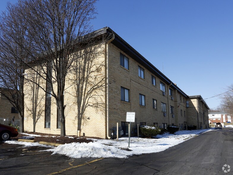 5300 E 21st St, Indianapolis, IN à vendre - Photo du bâtiment - Image 3 de 25