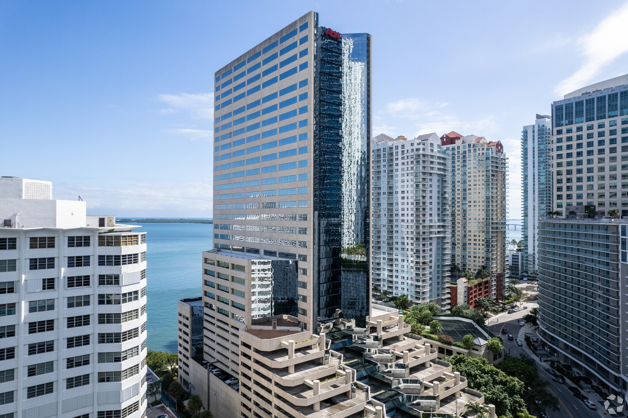 1001 Brickell Bay Dr, Miami, FL à louer Photo du bâtiment- Image 1 de 22