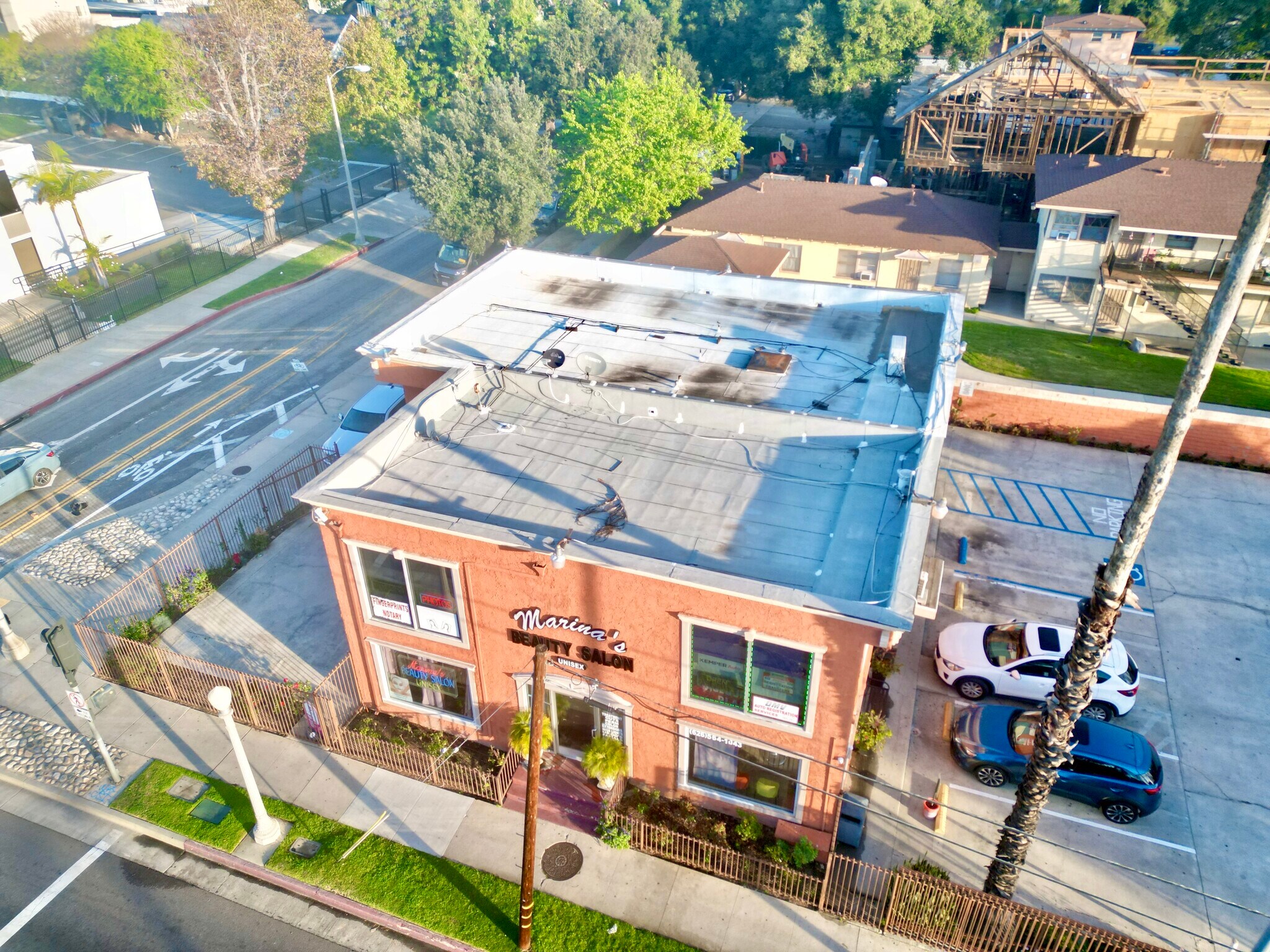 708 N Marengo Ave, Pasadena, CA à vendre Photo principale- Image 1 de 18