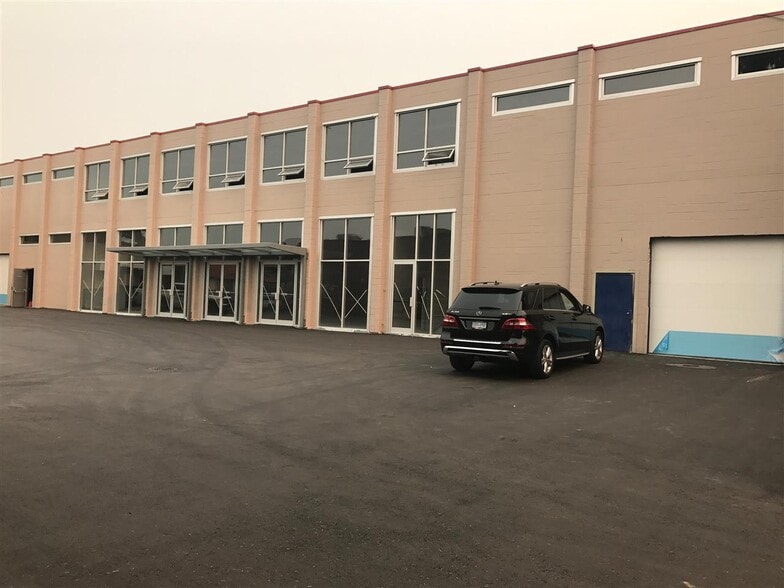 8399 Ontario St, Vancouver, BC for lease - Primary Photo - Image 1 of 8