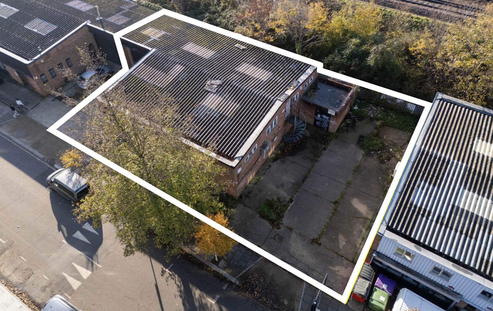 Latimer Rd, Londres à vendre Photo principale- Image 1 de 6