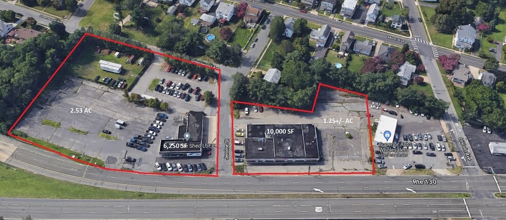 Former Auto Dealership Properties portfolio of 2 properties for sale on LoopNet.ca - Building Photo - Image 1 of 4