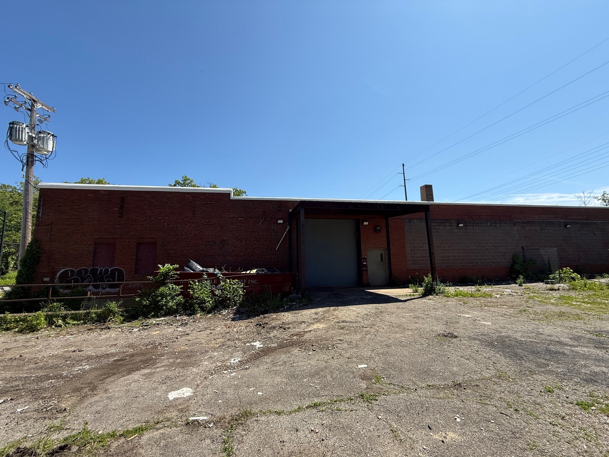 1766 E 133rd St, East Cleveland, OH for lease Interior Photo- Image 1 of 12