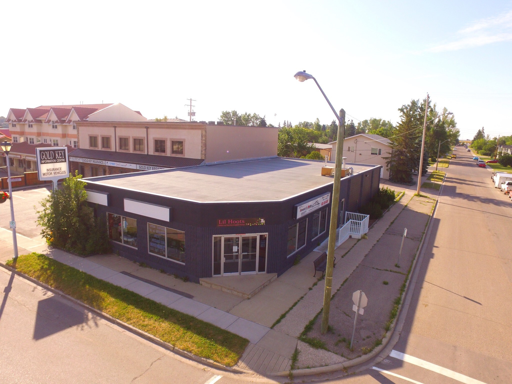 239 3rd Ave, Strathmore, AB for sale Building Photo- Image 1 of 1