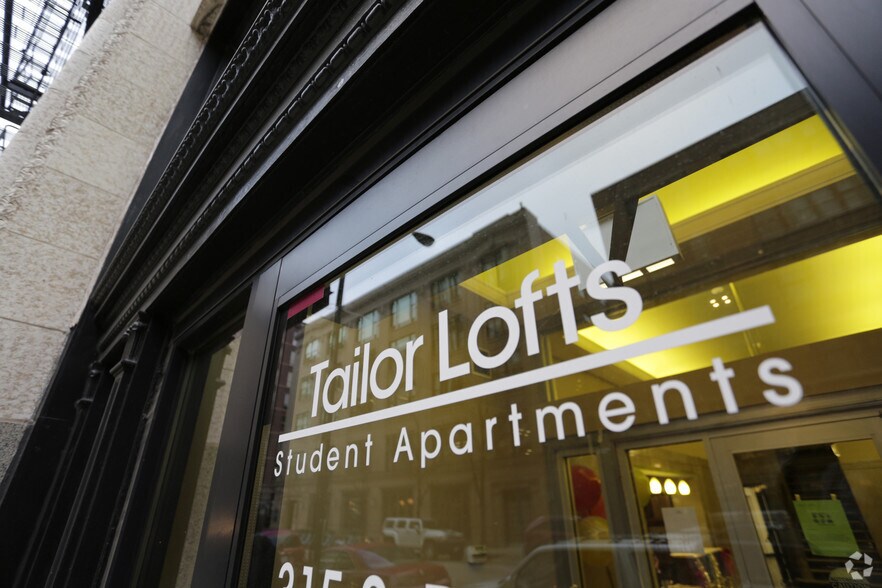 315 S Peoria St, Chicago, IL à louer - Photo du bâtiment - Image 2 de 2