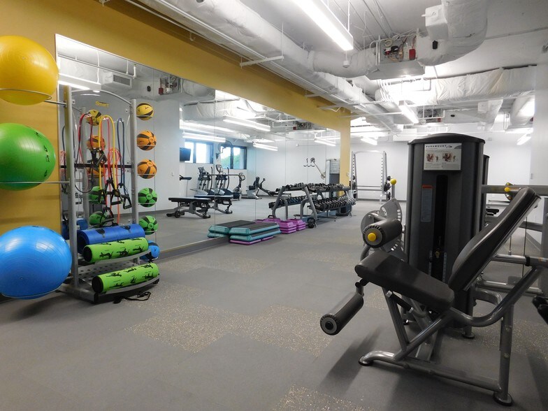 6300 Bridgepoint Pky, Austin, TX à louer - Photo du bâtiment - Image 3 de 3