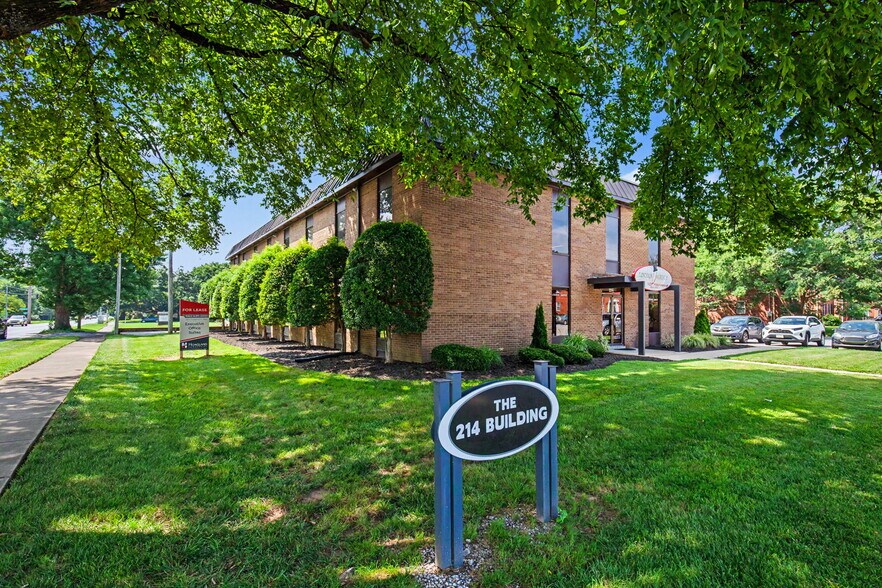 214 Breckenridge Ln, Louisville, KY for sale - Building Photo - Image 2 of 18