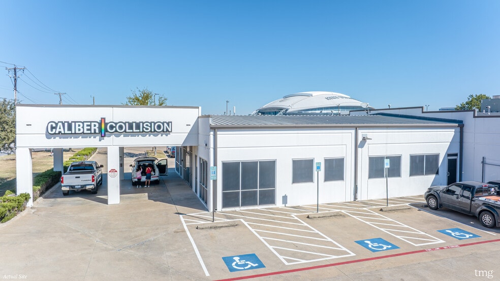 401 N Collins St, Arlington, TX for sale - Building Photo - Image 3 of 9