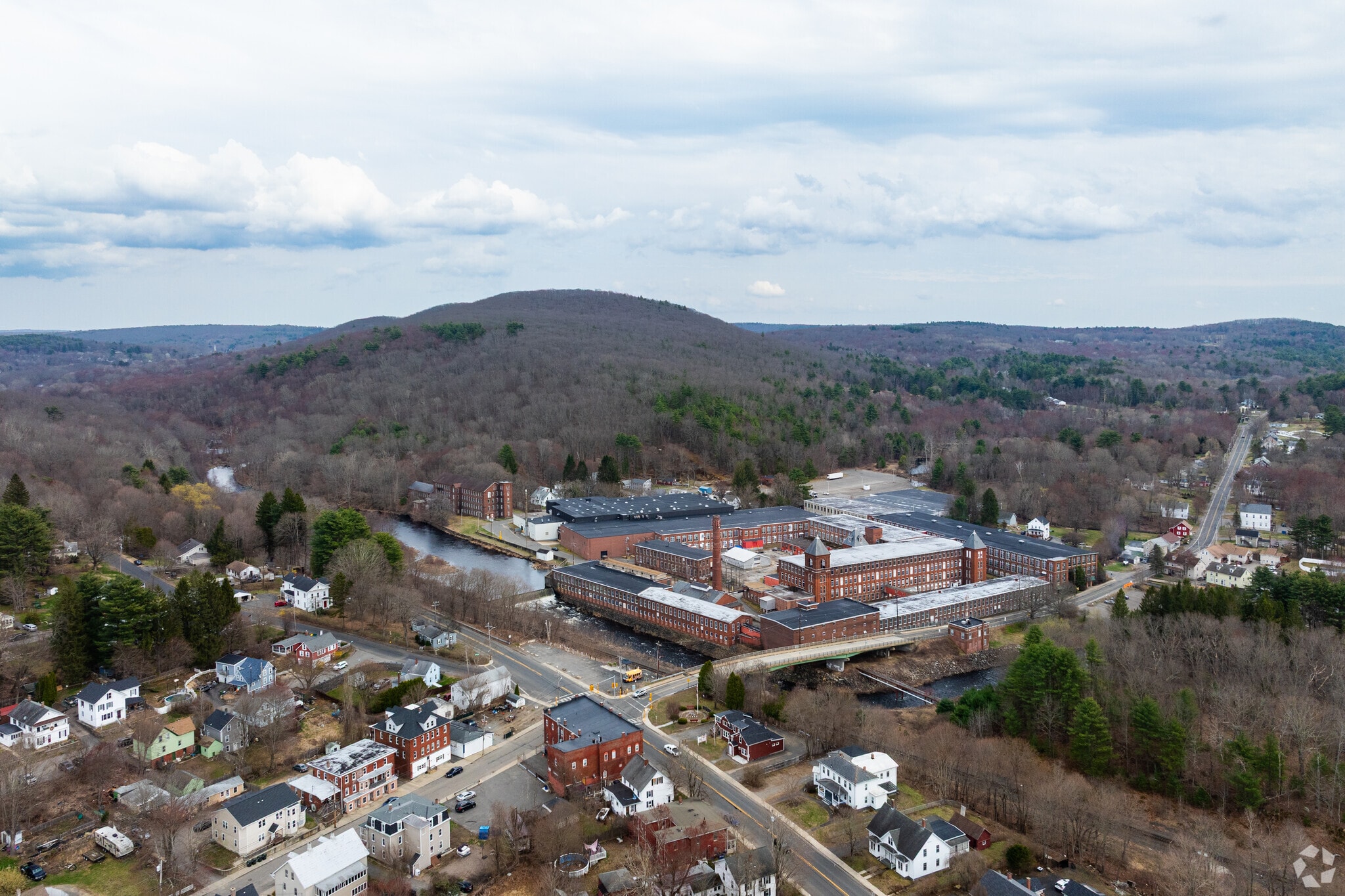 90 South St, West Warren, MA for lease Primary Photo- Image 1 of 26