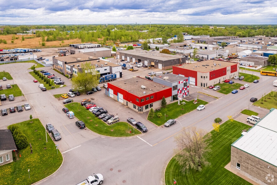 112 Rue Industrielle, Delson, QC à louer - Aérien - Image 2 de 4