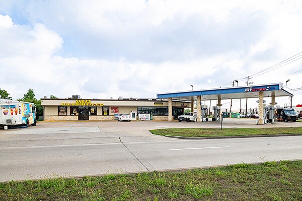 13420 W Bellfort Ave, Sugar Land, TX for sale Building Photo- Image 1 of 4