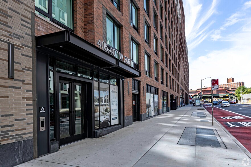400 W 207th St, New York, NY à louer - Photo du bâtiment - Image 3 de 4