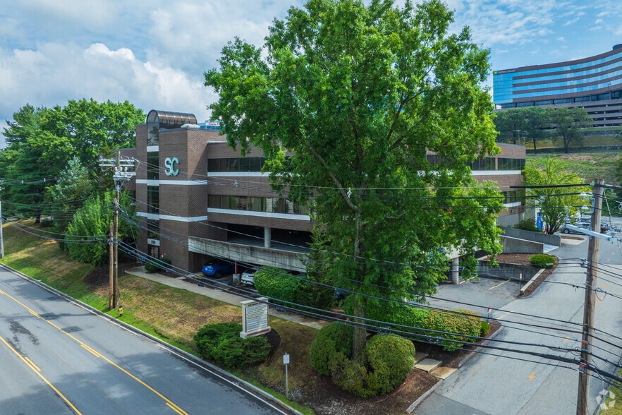 230 Second Ave, Waltham, MA for sale - Primary Photo - Image 1 of 14