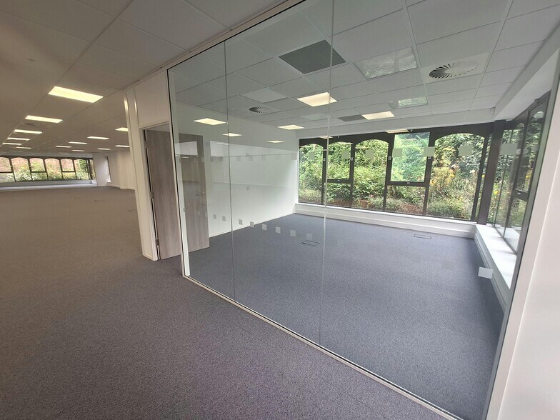 9-11 Bromham Rd, Bedford à louer - Photo du bâtiment - Image 3 de 27